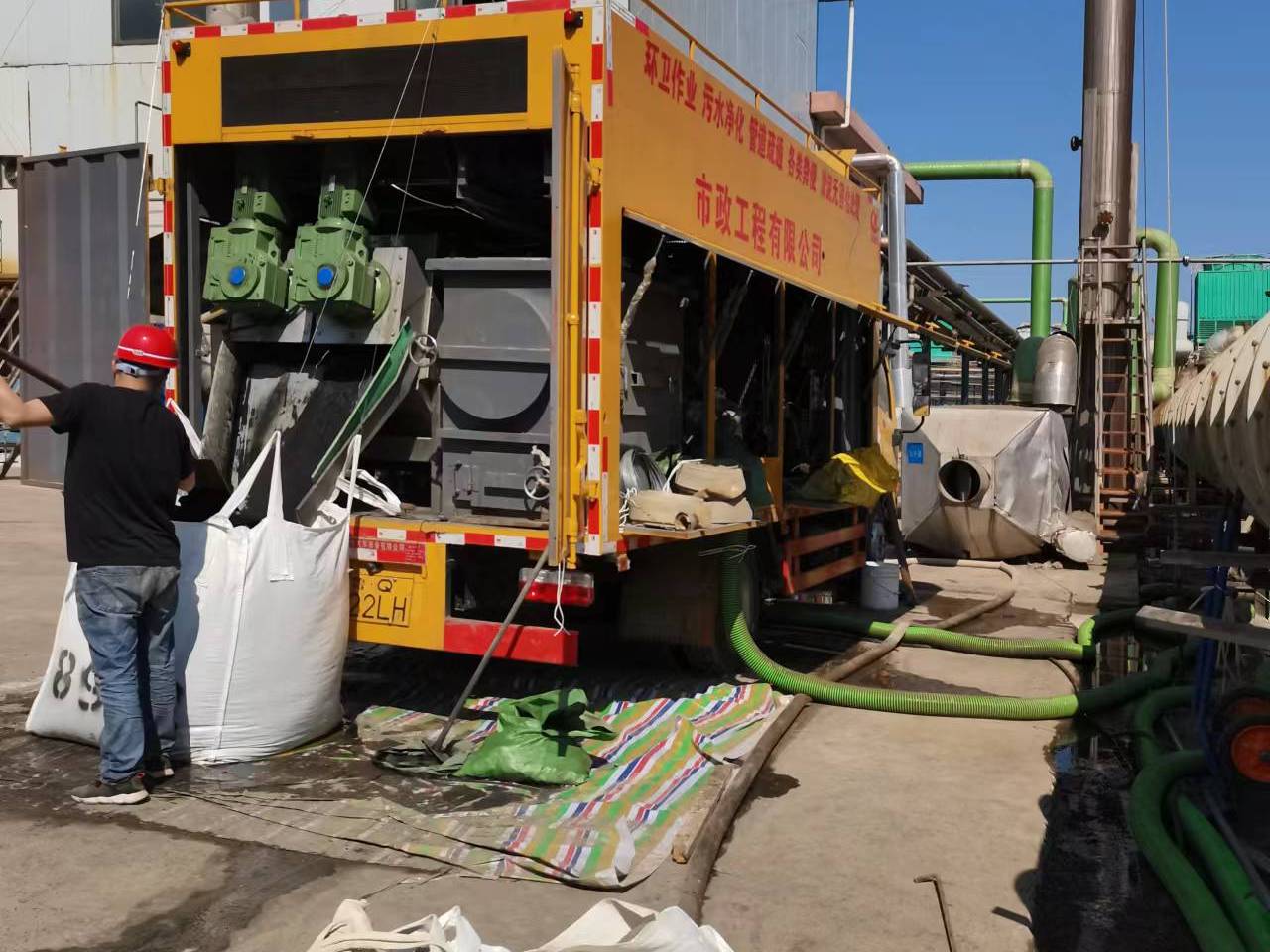 文儒镇淤泥压干处理